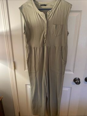 Very J Olive Sleeveless Button-Front Jumpsuit